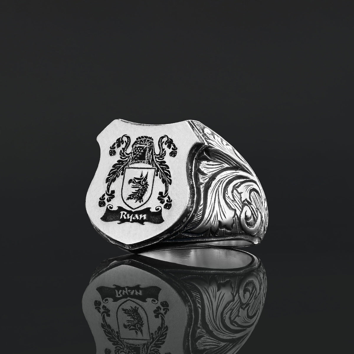 925 Sterling Silver Celtic Design Engraved Family Ring