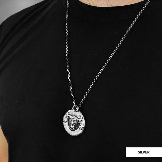 Bull Pendant Silver-Chain