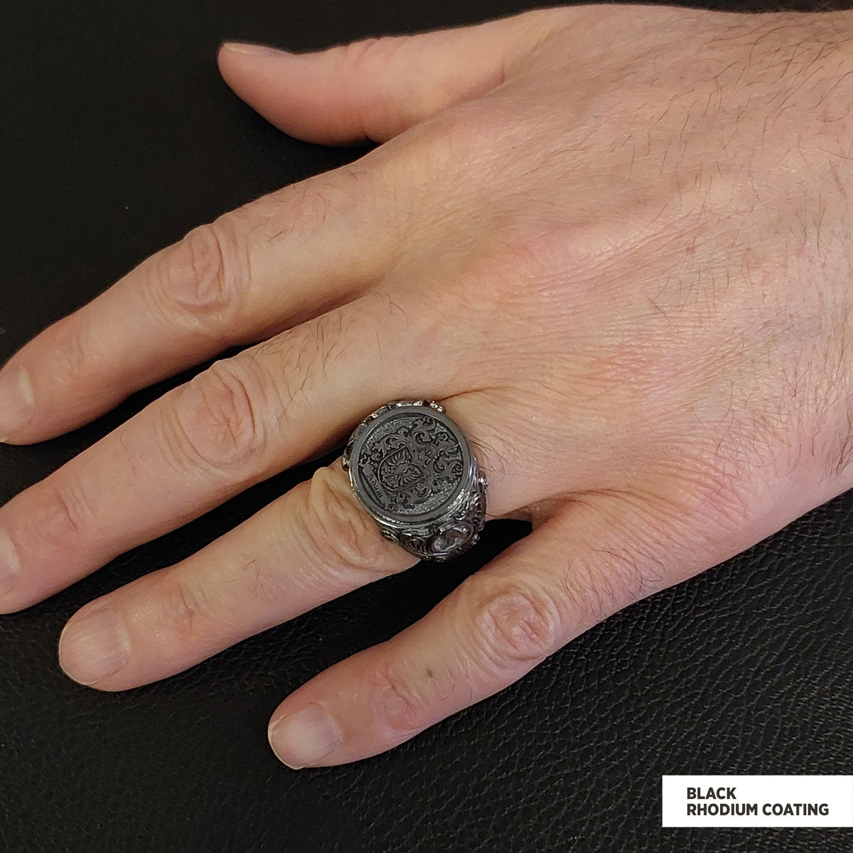 Family Coat of Arms Ring, Special Design Family Ring by SWISS PLUS - Family Collection - view 7