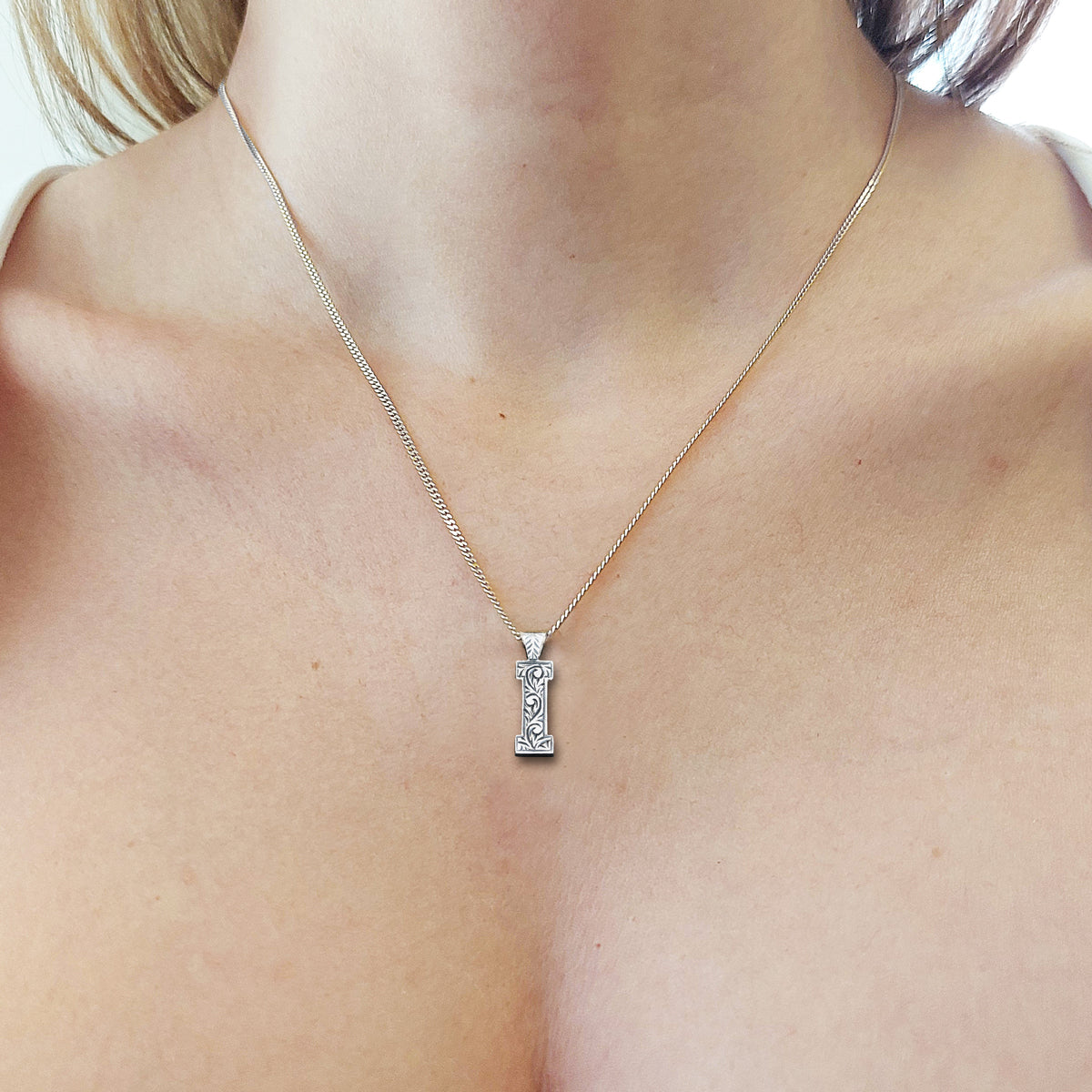 Handmade Special Design 925 Sterling Silver Letter Monogram I Necklace