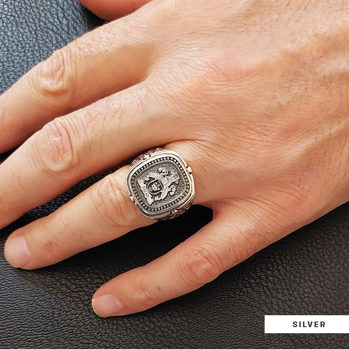 Model Crest Family Ring by SWISS PLUS - Family Collection - view 7