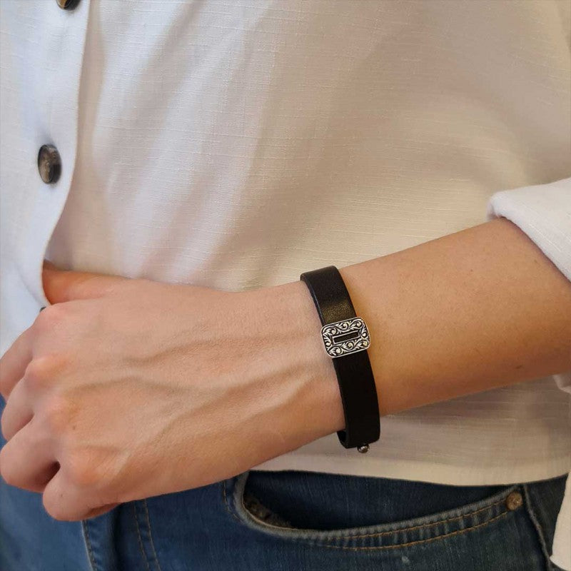 Motif 925 Sterling Silver Letter O Leather Bracelet