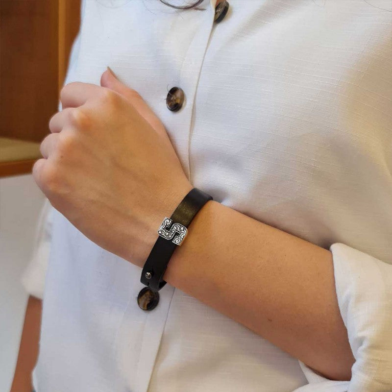 Motif Letter S Leather Bracelet