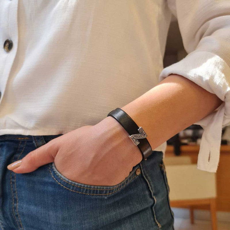 Motif Letter Z Leather Bracelet - view 5