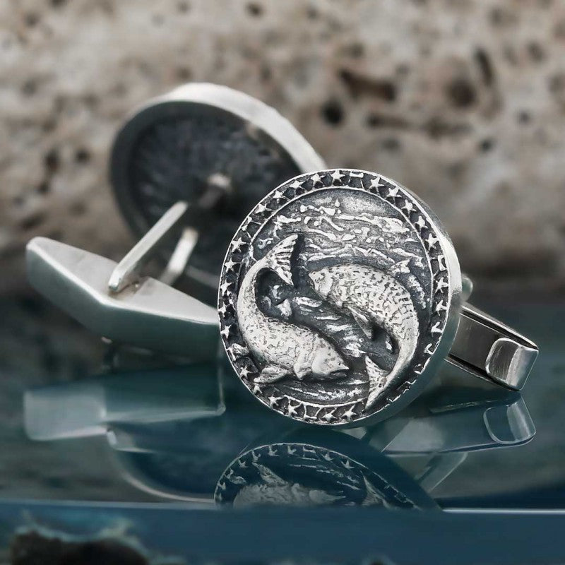 Handmade Silver Round Pisces Cufflink - view 3
