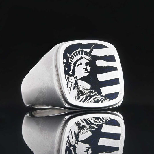 Statue of Liberty Photo Ring