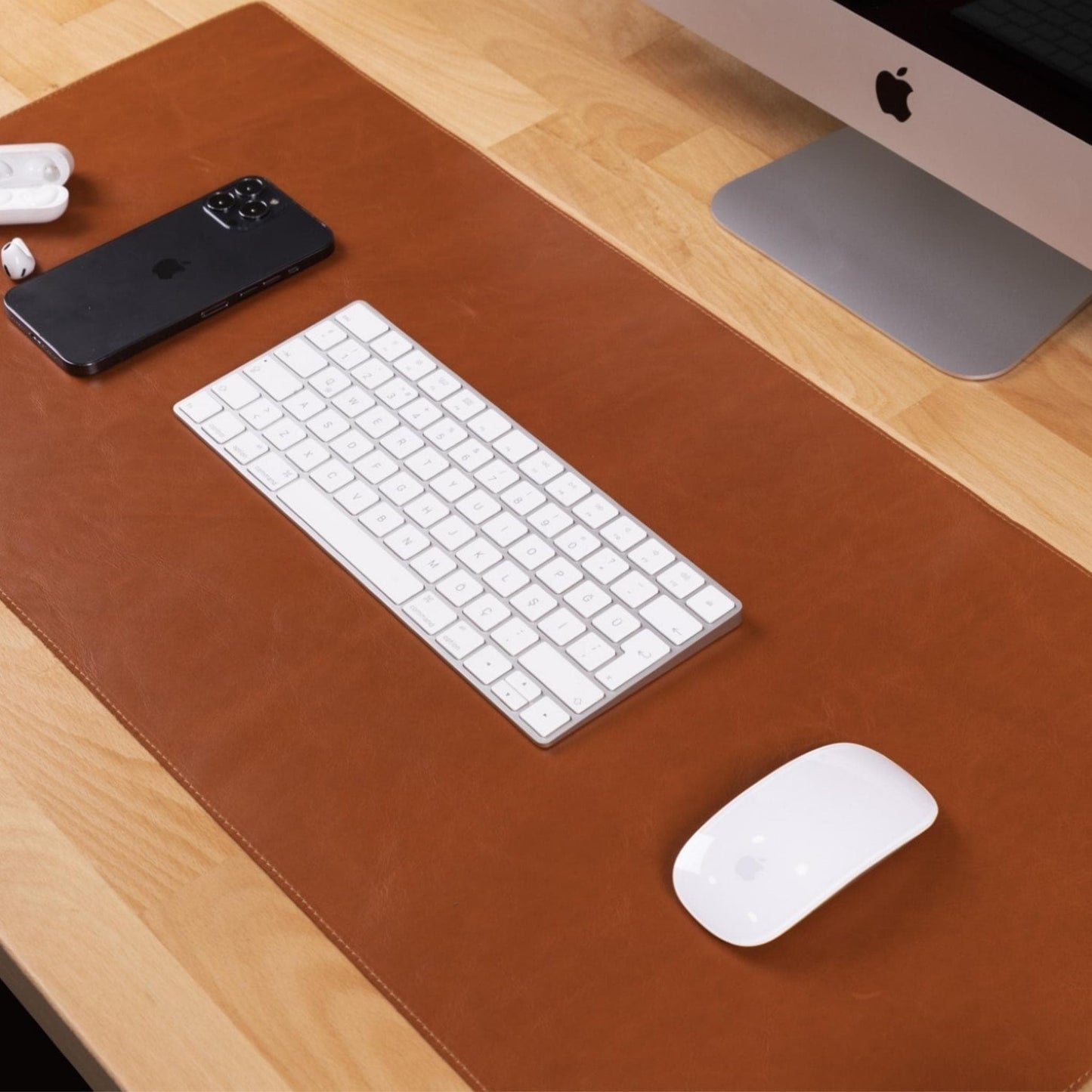 Bouletta Customizable Full Grain Leather Desk Mat