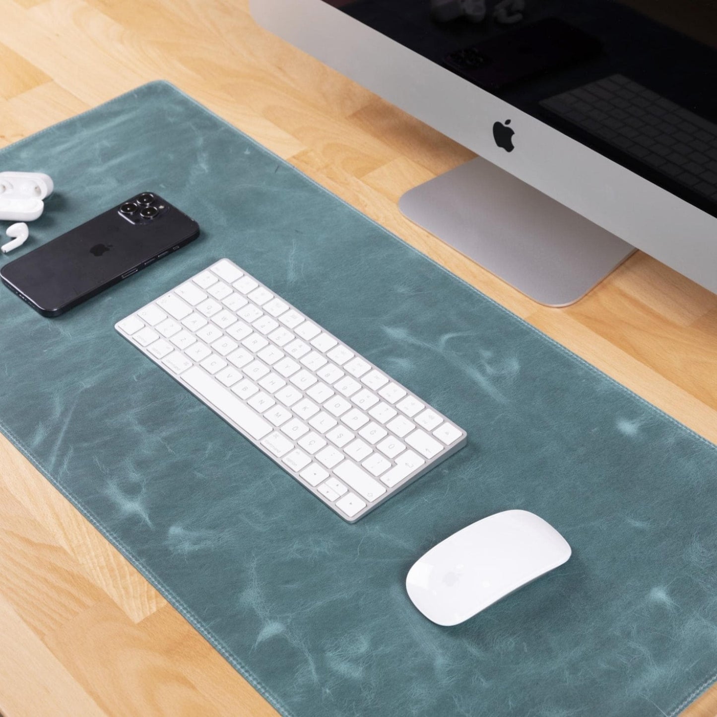 Bouletta Customizable Full Grain Leather Desk Mat