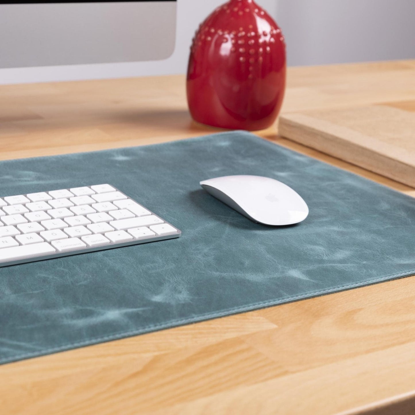 Bouletta Customizable Full Grain Leather Desk Mat