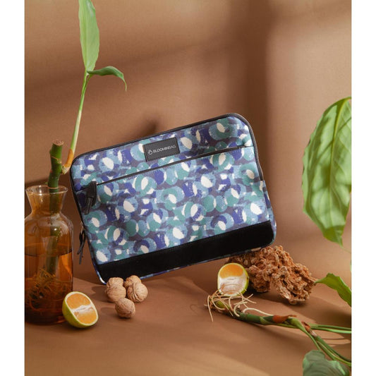 Eternal Circles 15-16 inch Laptop / MacBook Sleeve
