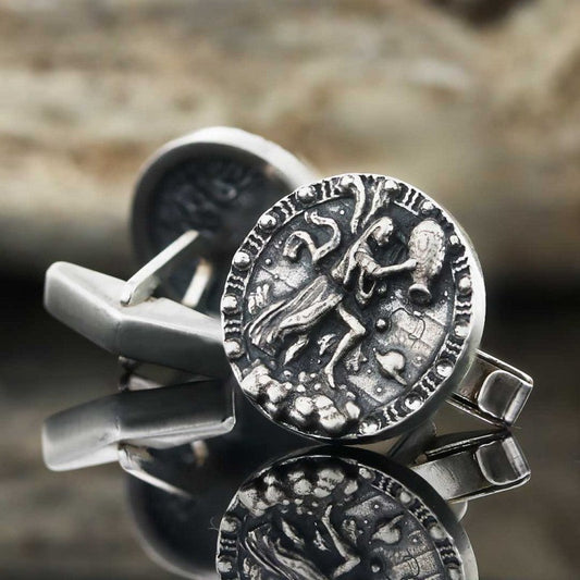 Unique Design Silver Round Aquarius Cufflink