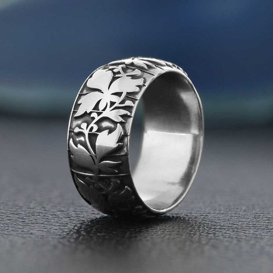 Leaf Pattern Handcrafted Special Design Silver Wedding Ring