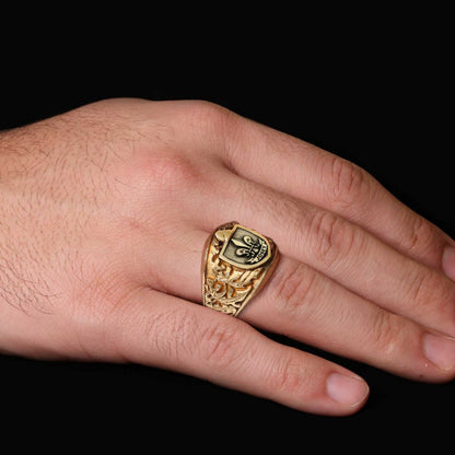 Celtic Design Family Crest Ring by SWISS PLUS - Family Collection - view 5