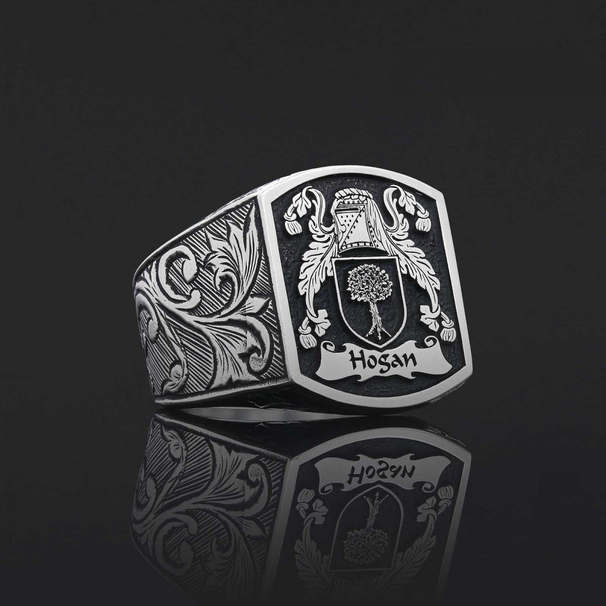 Celtic Design Family Ring, Personalized Heritage Crest Ring