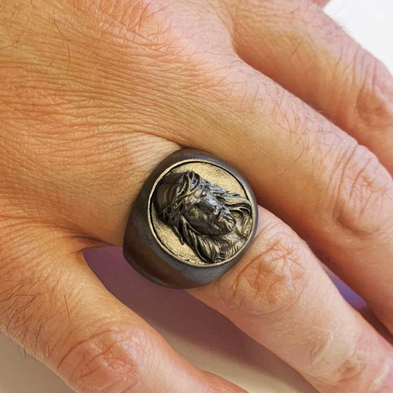 Jesus Embossed Round Ring - view 7