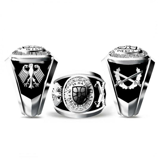 Einigkeit Recht Freiheit Germany Silver Ring - view 1