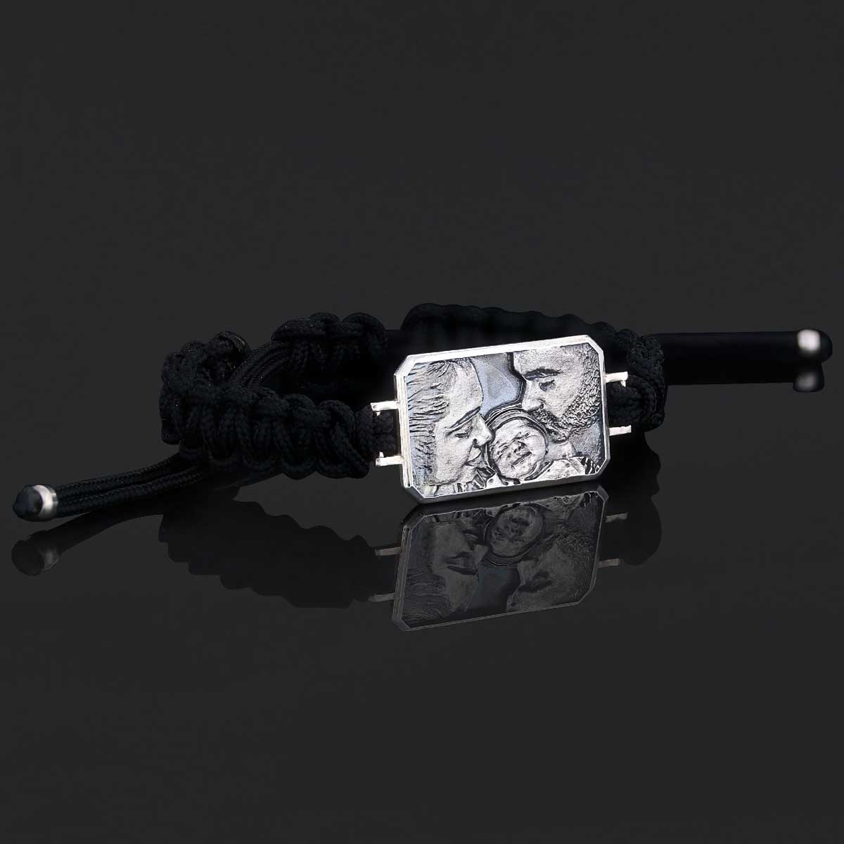 Family ForeverBracelet, Customizable Bracelet to Wear Your Cherished Memories by SWISS PLUS - Photo Collection - view 3