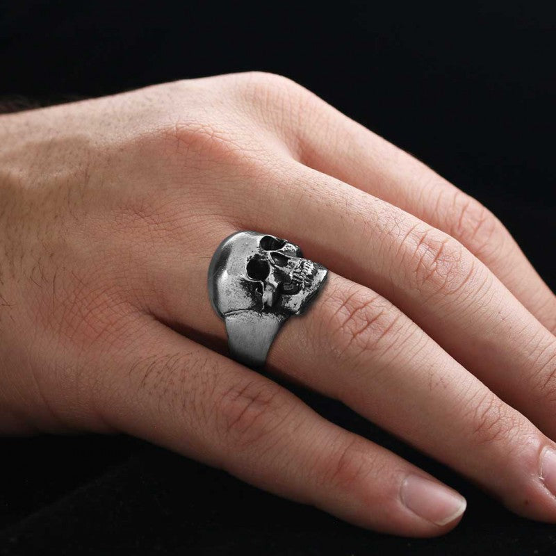 Gothic Skull Ring