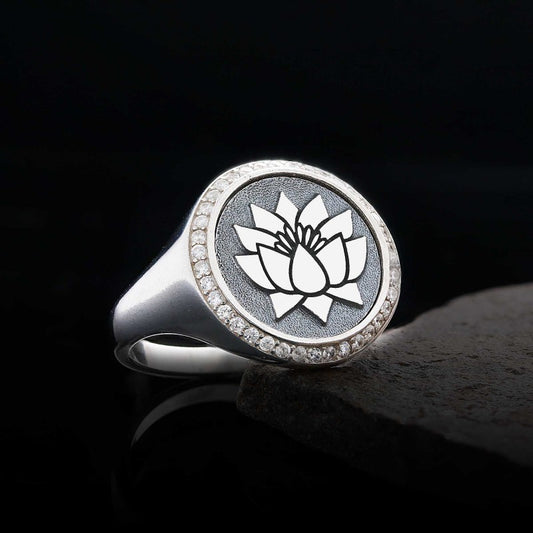 Handmade Special 925 Sterling Silver Round Women Lotus Ring - view 1