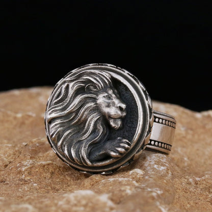 Handmade Sterling Silver Leo Ring by SWISS PLUS - Zodiac Collection