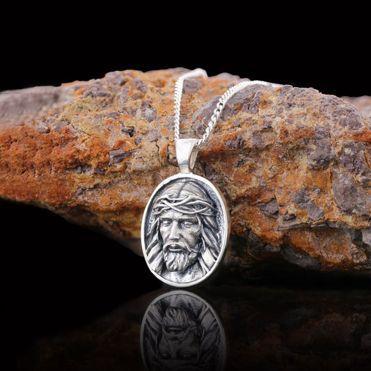 Jesus Necklace, Faith Jewelry, 3D Jesus Necklace, Christian Jewelry, Jesus Christian Pendant, Religious Accessory Gift - view 1