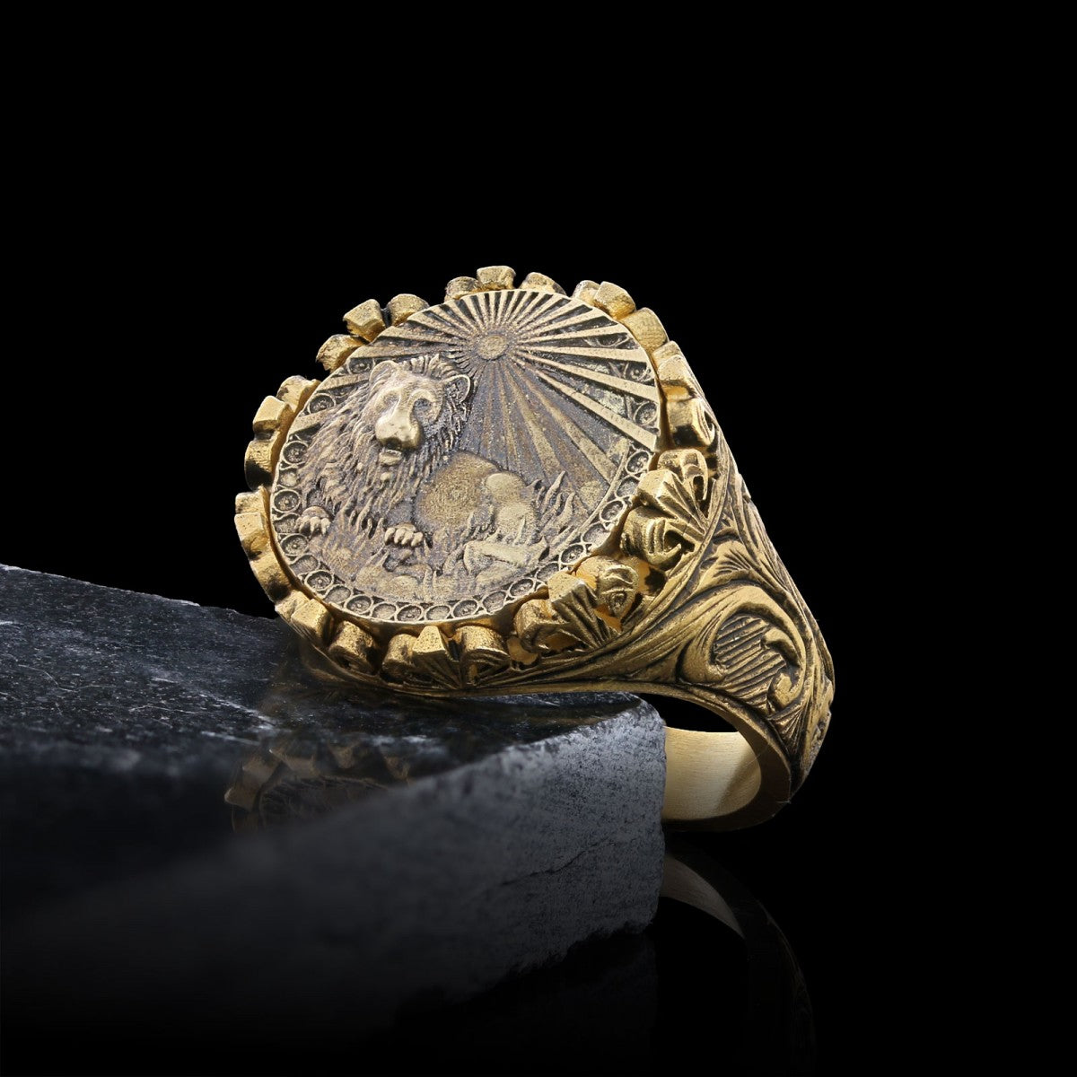 Leo Sign Ring, 925 Sterling Silver Leo Sign Ring by SWISS PLUS - Zodiac Collection
