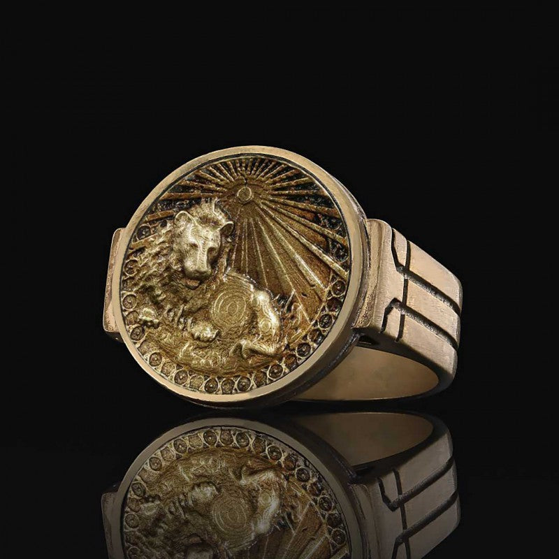 Leo Zodiac Round Ring - view 3