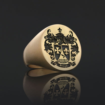 Oval Engraved Family Crest Ring by SWISS PLUS - Family Collection - view 5