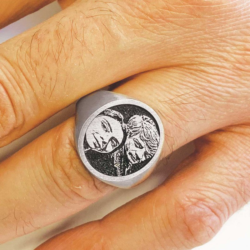 Photo Oval Ring