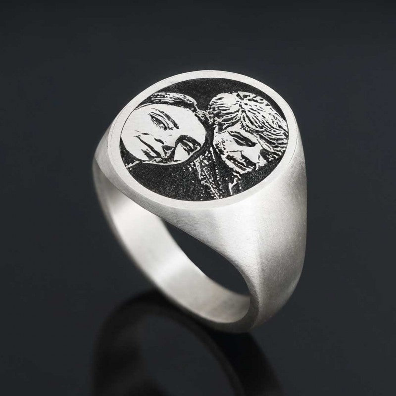 Photo Oval Ring