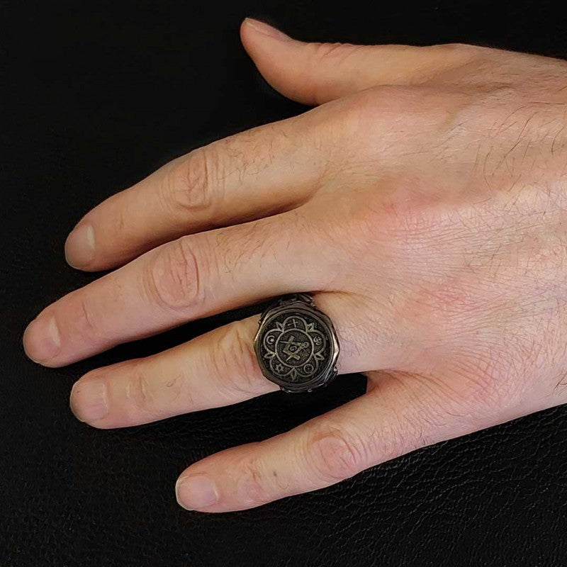 Round Special Design Handmade Silver Men Masonic Ring - view 6