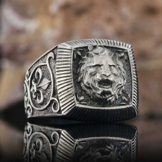 Silver Lion Ring - view 1