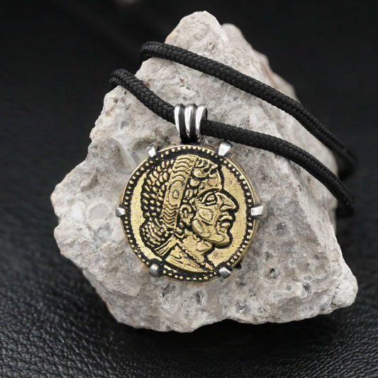 Special Design 925 Sterling Silver Egyptian Coin Women Pendant