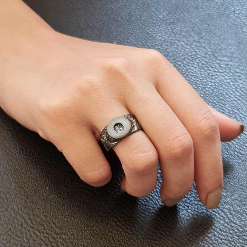Sterling Silver Monogram O Bold Alphabet Women Ring - view 7