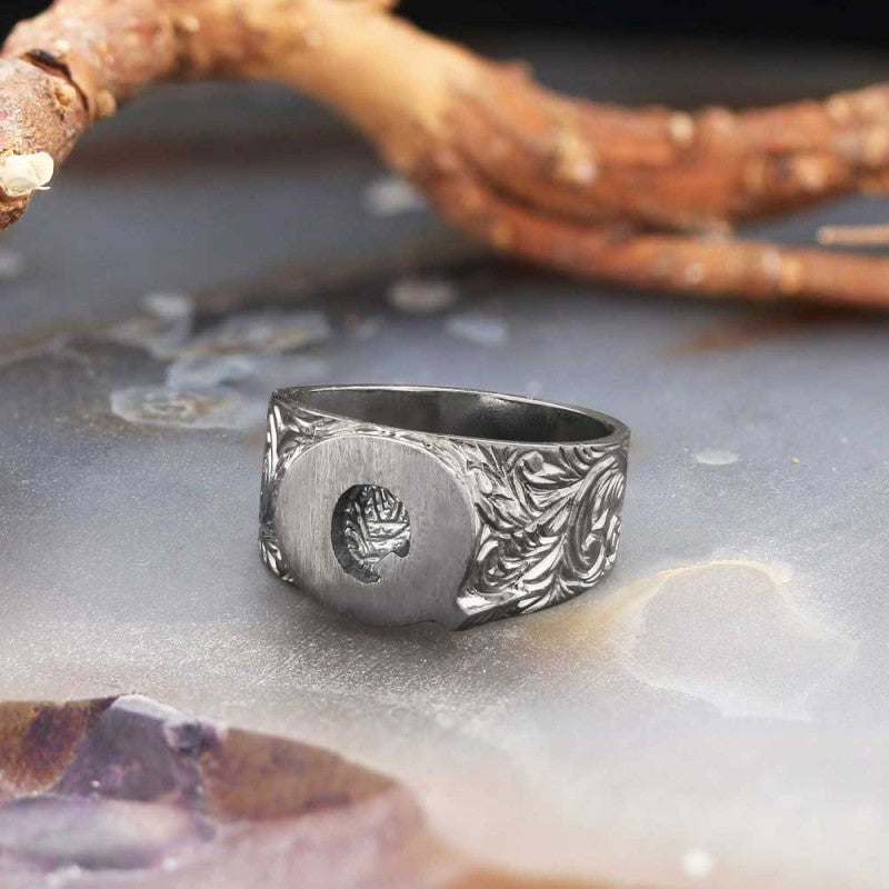 Sterling Silver Monogram Q Bold Alphabet Women Ring - view 6