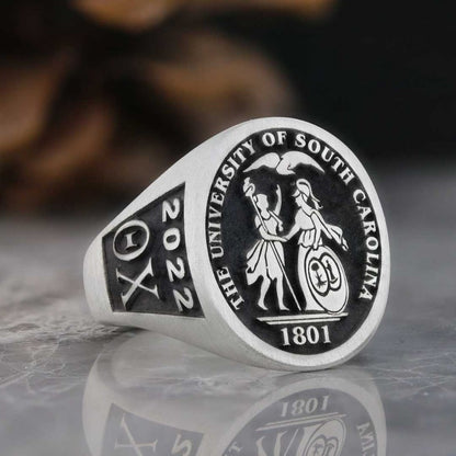 The University Of South California Class Ring by SWISS PLUS - Custom College Class Rings