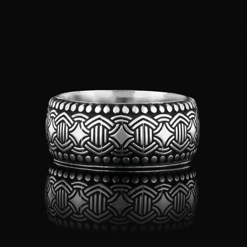 Pattern Embroidered Edges Dotted Silver Wedding Ring
