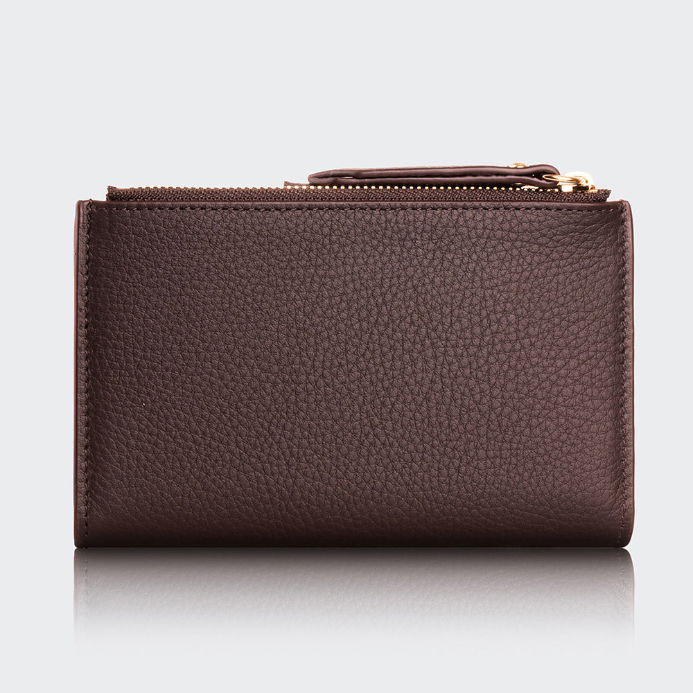 5107 Women Two Pocket Leather Wallet With Magnetic Closure